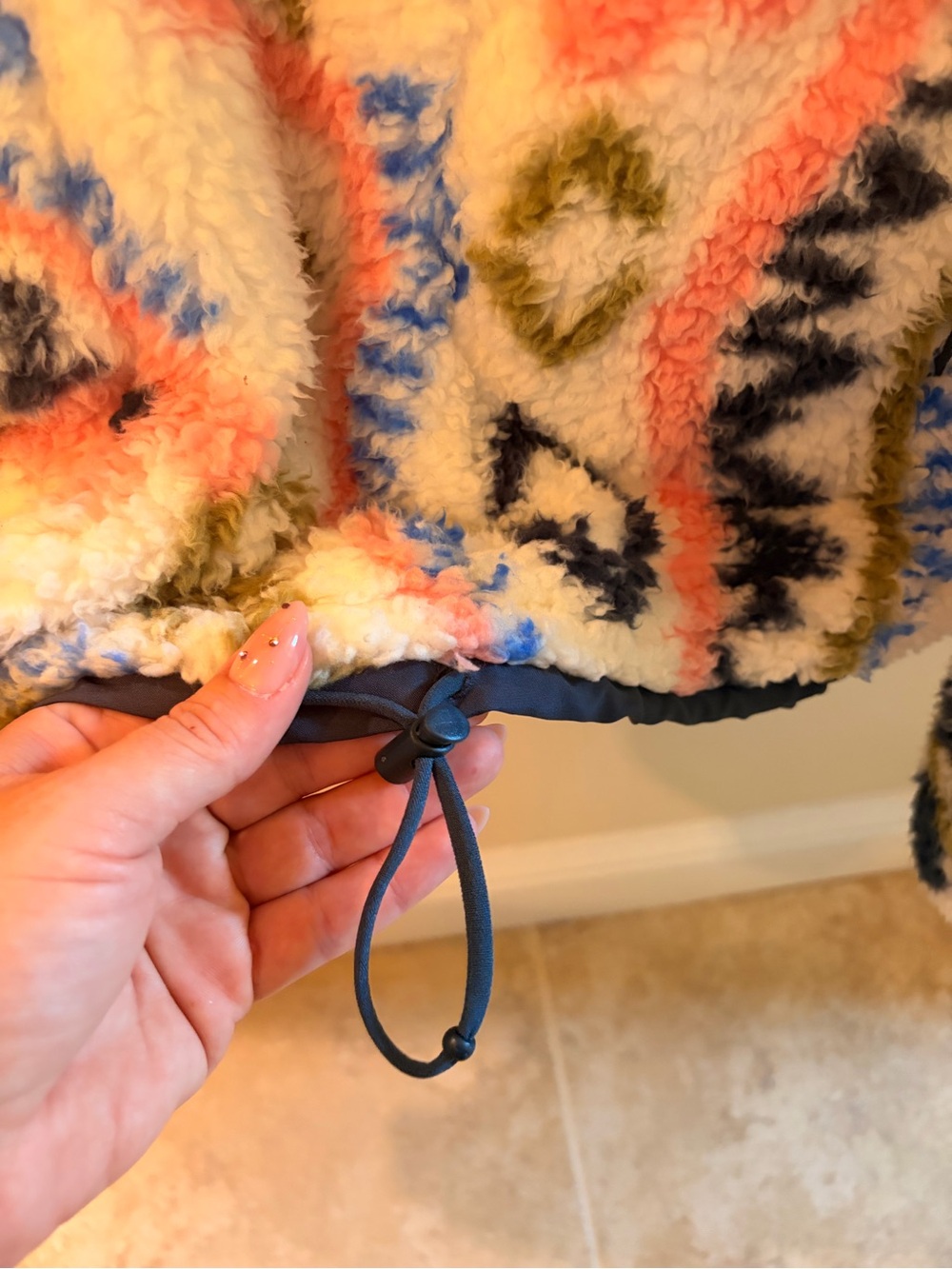 SO Multicolor Patterned Teddy Quarter-Zip Jacket - Picture 6 of 7